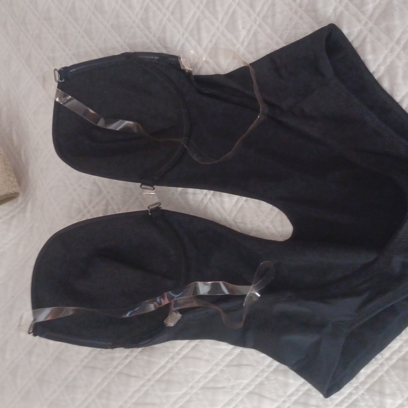 Invisible strapes and backless shapewear - Picture 4 of 6